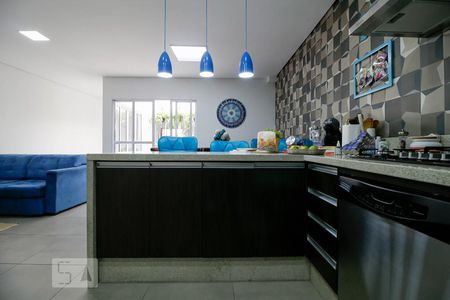 Casa à venda com 430m², 3 quartos e 5 vagas Casa à venda com 430m², 3 quartos e 5 vagasCozinha