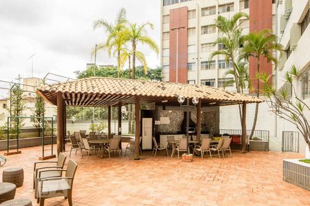 Apartamento para alugar com 160m², 4 quartos e 3 vagas Apartamento para alugar com 160m², 4 quartos e 3 vagasÁrea comum - Churrasqueira