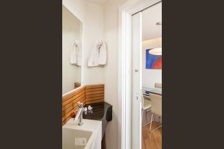 Lavabo da Sala 2 de apartamento para alugar com 4 quartos, 160m² em Sion, Belo Horizonte