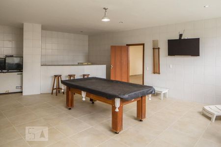 Apartamento para alugar com 160m², 4 quartos e 3 vagas Apartamento para alugar com 160m², 4 quartos e 3 vagasÁrea comum - Sala de Jogos
