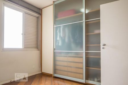 Apartamento para alugar com 160m², 4 quartos e 3 vagas Apartamento para alugar com 160m², 4 quartos e 3 vagasQuarto 2