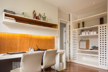 Sala 3 / Escritório de apartamento para alugar com 4 quartos, 160m² em Sion, Belo Horizonte