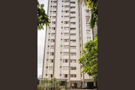 Apartamento para alugar com 160m², 4 quartos e 3 vagas Apartamento para alugar com 160m², 4 quartos e 3 vagasFachada
