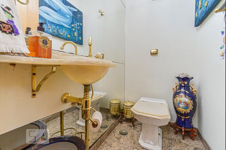 Apartamento à venda com 199m², 3 quartos e 2 vagasLavabo