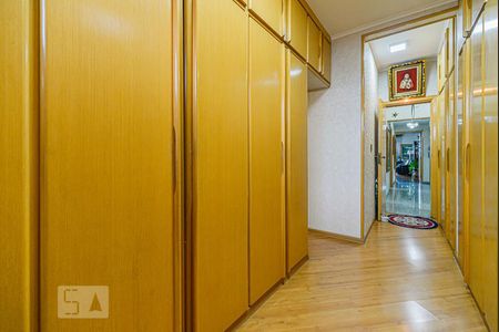 Apartamento à venda com 199m², 3 quartos e 2 vagasQuarto 