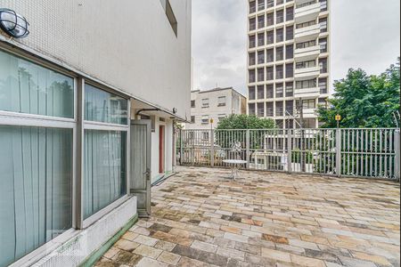 Apartamento à venda com 199m², 3 quartos e 2 vagasQuintal nos Fundos