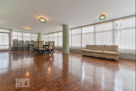 Apartamento à venda com 199m², 3 quartos e 2 vagasSalão de Festas