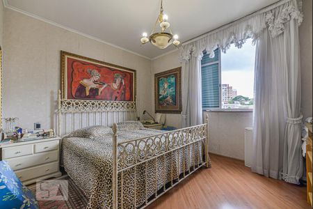 Apartamento à venda com 199m², 3 quartos e 2 vagasQuarto 