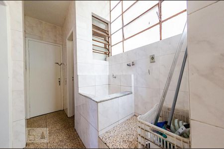 Apartamento à venda com 115m², 3 quartos e sem vaga Apartamento à venda com 115m², 3 quartos e sem vagaÁrea de Serviço