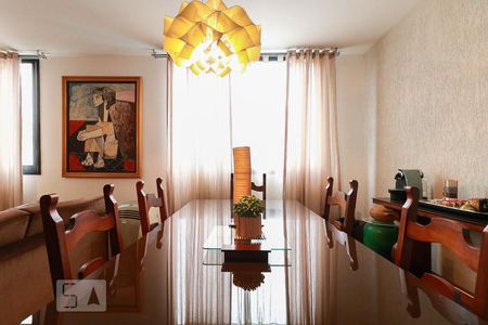 Apartamento à venda com 126m², 4 quartos e 2 vagasSala 