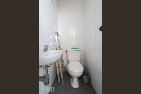 Apartamento à venda com 126m², 4 quartos e 2 vagasBanheiro de Serviço