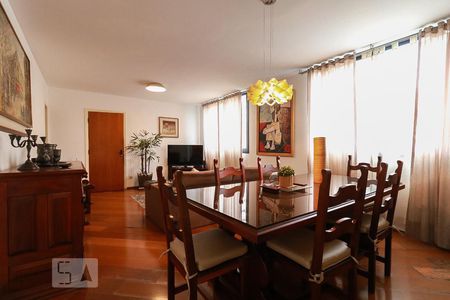 Apartamento à venda com 126m², 4 quartos e 2 vagasSala 