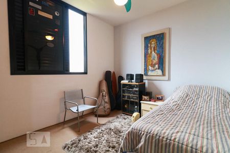 Apartamento à venda com 126m², 4 quartos e 2 vagasQuarto 3