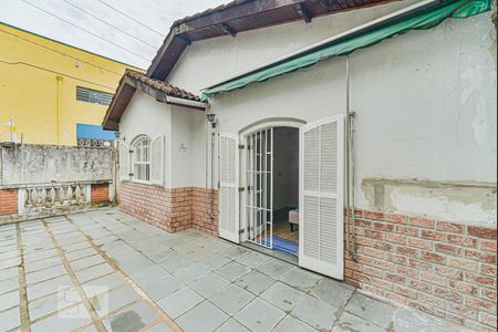 Casa à venda com 302m², 3 quartos e 4 vagasQuintal dos Fundos