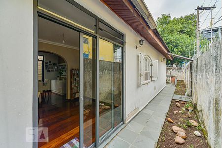 Casa à venda com 302m², 3 quartos e 4 vagasCorredor Lateral Externo