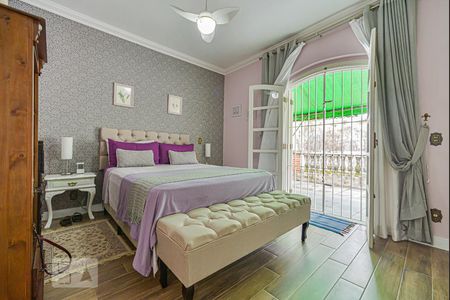 Casa à venda com 302m², 3 quartos e 4 vagasSuite 1