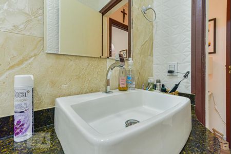 Casa à venda com 302m², 3 quartos e 4 vagasBanheiro