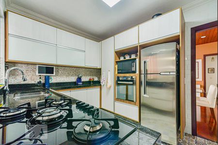 Casa à venda com 302m², 3 quartos e 4 vagasCozinha