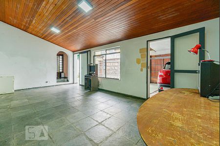 Casa à venda com 302m², 3 quartos e 4 vagasSalão de Festas