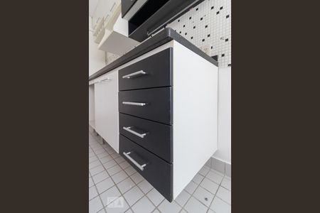 Apartamento para alugar com 53m², 2 quartos e 2 vagas Apartamento para alugar com 53m², 2 quartos e 2 vagasCozinha