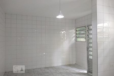Casa à venda com 145m², 2 quartos e 2 vagas Casa à venda com 145m², 2 quartos e 2 vagasCozinha