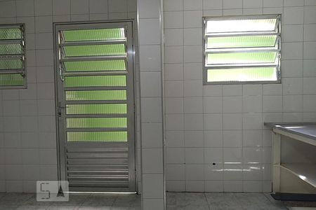 Casa à venda com 145m², 2 quartos e 2 vagas Casa à venda com 145m², 2 quartos e 2 vagasCozinha