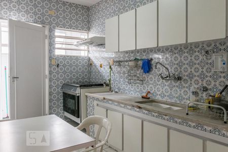 Apartamento à venda com 120m², 3 quartos e 1 vaga Apartamento à venda com 120m², 3 quartos e 1 vagaCozinha