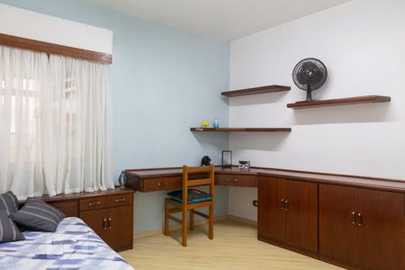 Apartamento para alugar com 123m², 4 quartos e 1 vaga Apartamento para alugar com 123m², 4 quartos e 1 vagaQuarto 2