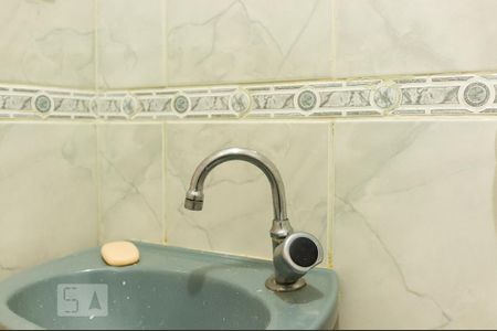 Apartamento à venda com 34m², 1 quarto e sem vagaBanheiro - Torneira