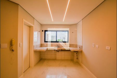 Apartamento para alugar com 136m², 3 quartos e 3 vagas Apartamento para alugar com 136m², 3 quartos e 3 vagasCozinha e Área de Serviço