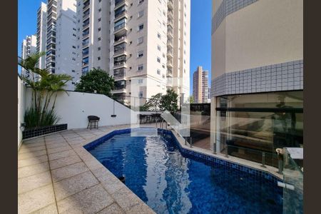 Apartamento para alugar com 136m², 3 quartos e 3 vagas Apartamento para alugar com 136m², 3 quartos e 3 vagasÁrea comum - Piscina