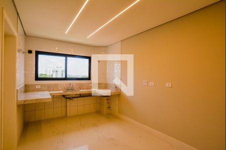 Apartamento para alugar com 136m², 3 quartos e 3 vagas Apartamento para alugar com 136m², 3 quartos e 3 vagasCozinha e Área de Serviço