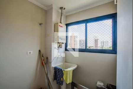 Apartamento para alugar com 136m², 3 quartos e 3 vagas Apartamento para alugar com 136m², 3 quartos e 3 vagasCozinha e Área de Serviço