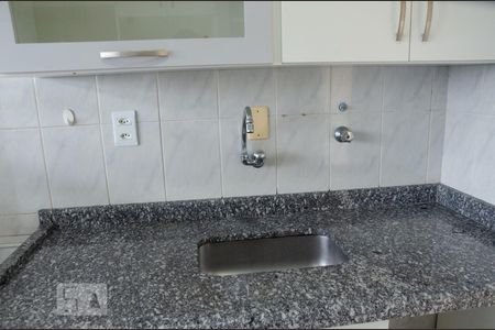 Apartamento à venda com 62m², 2 quartos e 1 vagaCozinha - Pia