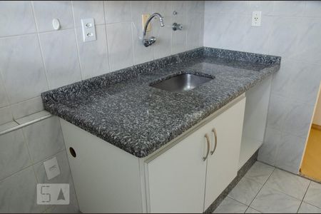 Apartamento à venda com 62m², 2 quartos e 1 vagaCozinha - Armários