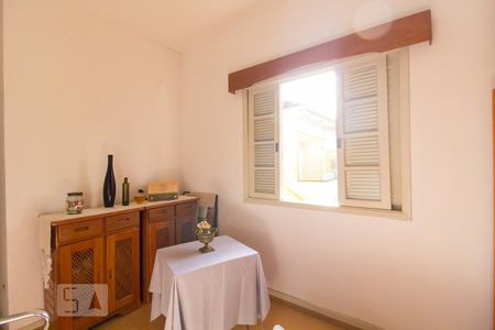Casa à venda com 230m², 3 quartos e 2 vagas Casa à venda com 230m², 3 quartos e 2 vagasQuarto 3