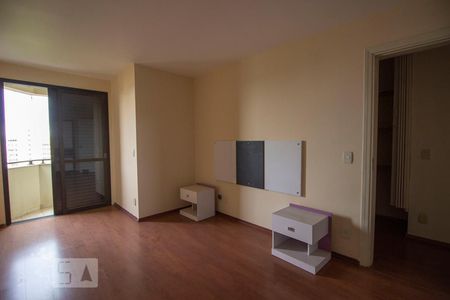 Apartamento para alugar com 205m², 3 quartos e 2 vagasQuarto 2