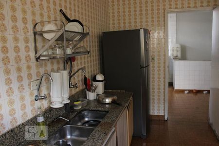 Casa à venda com 330m², 4 quartos e 5 vagasCozinha