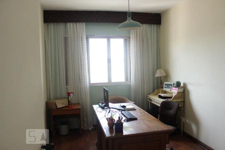 Casa à venda com 330m², 4 quartos e 5 vagasQuarto 1