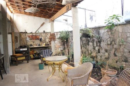 Casa à venda com 330m², 4 quartos e 5 vagasÁrea Externa