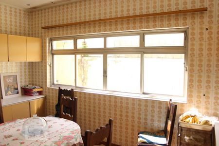 Casa à venda com 330m², 4 quartos e 5 vagasCozinha