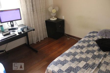 Casa à venda com 330m², 4 quartos e 5 vagasQuarto 3