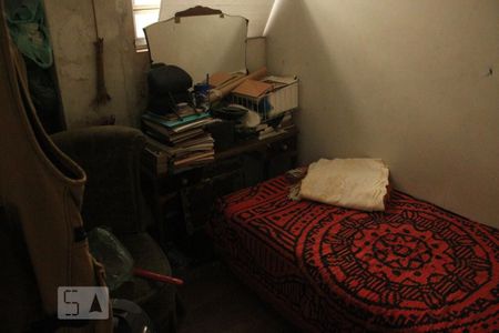 Casa à venda com 330m², 4 quartos e 5 vagasGaragem - Quarto de Serviço