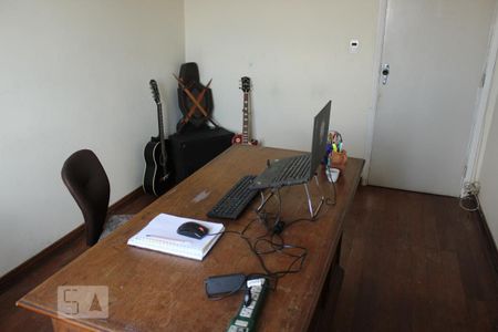 Casa à venda com 330m², 4 quartos e 5 vagasQuarto 1