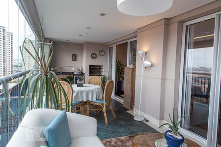 Apartamento à venda com 179m², 3 quartos e 3 vagas Apartamento à venda com 179m², 3 quartos e 3 vagasVaranda da Sala