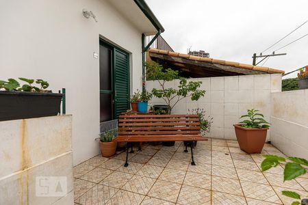 Casa à venda com 200m², 3 quartos e 3 vagas Casa à venda com 200m², 3 quartos e 3 vagasÁrea Externa