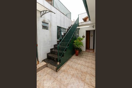 Casa à venda com 200m², 3 quartos e 3 vagas Casa à venda com 200m², 3 quartos e 3 vagasÁrea Externa