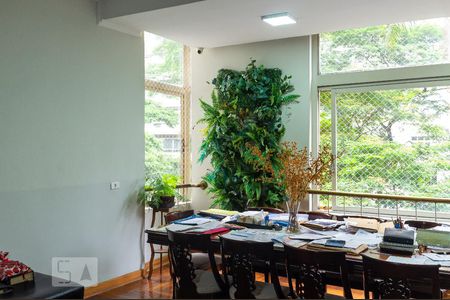 Apartamento à venda com 316m², 4 quartos e 1 vagaSala de Jantar