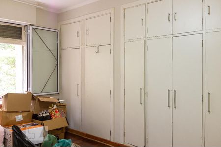 Apartamento à venda com 316m², 4 quartos e 1 vagaQuarto 2