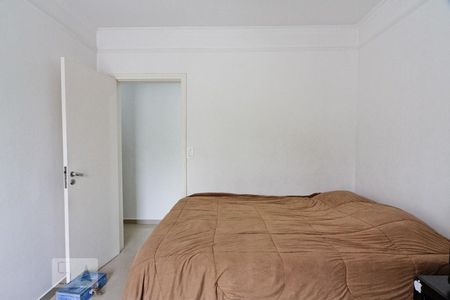 Casa à venda com 400m², 4 quartos e 3 vagas Casa à venda com 400m², 4 quartos e 3 vagasQuarto 1